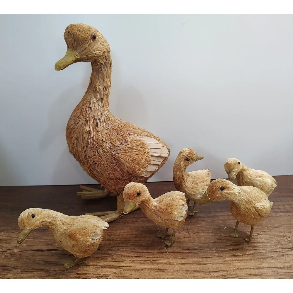 Bristle Straw Duck And Five Ducklings Various Poses Spring Easter Decor B1